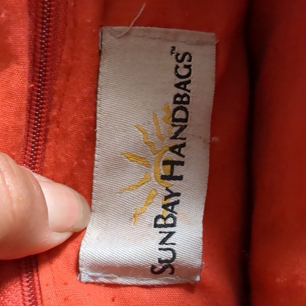 Red Straw Handbag - Picture 4 of 4